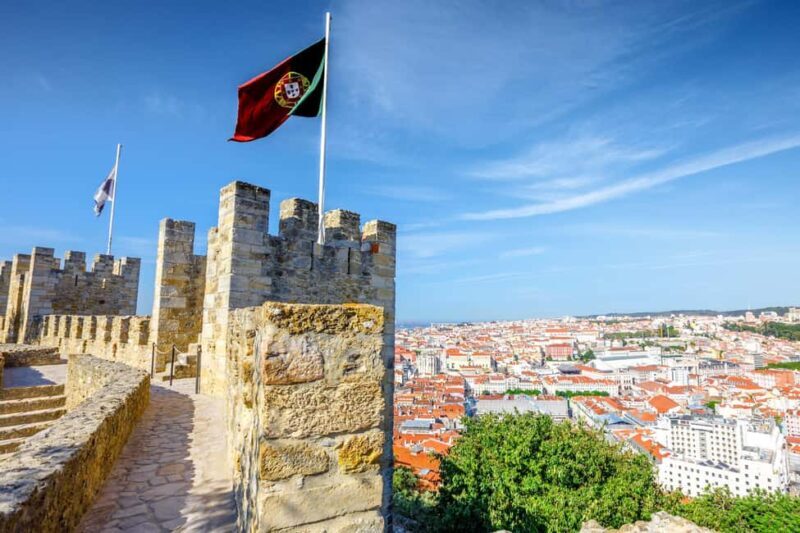 Lisbon: Private Luxury Tour to Belém, Cristo Rei and Alfama. - FAQ