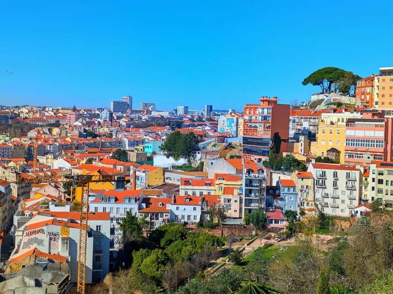 Lisbon: Private Old Town Tour - Key Points