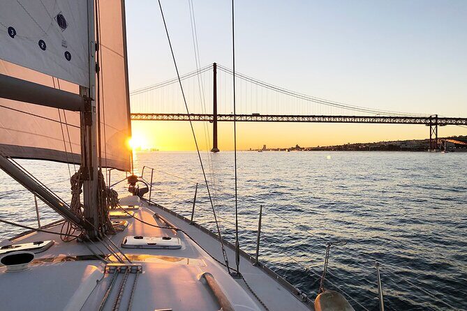 Lisbon: Private Sailing Tour Along the Tagus River - Exploring the Details of Lisbon’s Private Sailing Experience