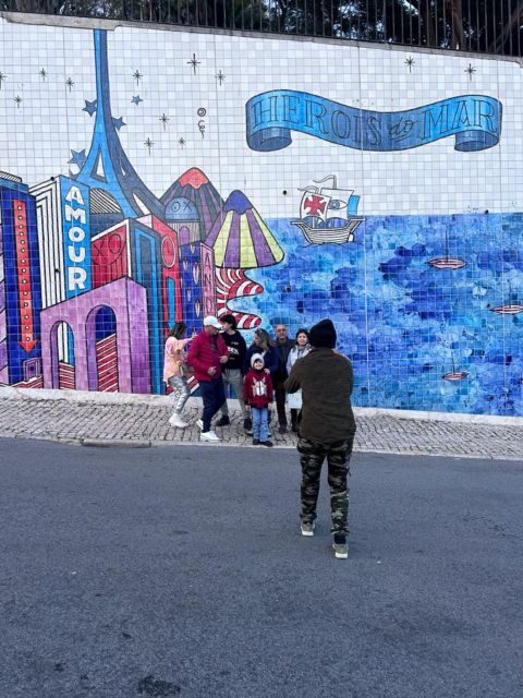 Lisbon Private Sightseeing Photography Tour with Tuk Tuk - Frequently Asked Questions