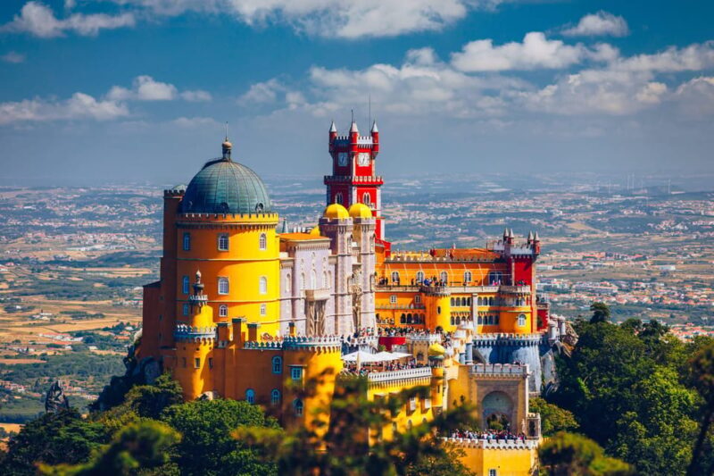 Lisbon: Private Sintra, Cascais & Cabo da Roca Day Trip - Exploring the Magic of Sintra