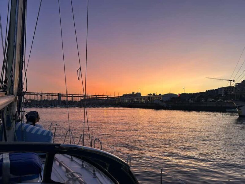 Lisbon: Private Sunset Sail for Two with Wine & Snacks - Key Points