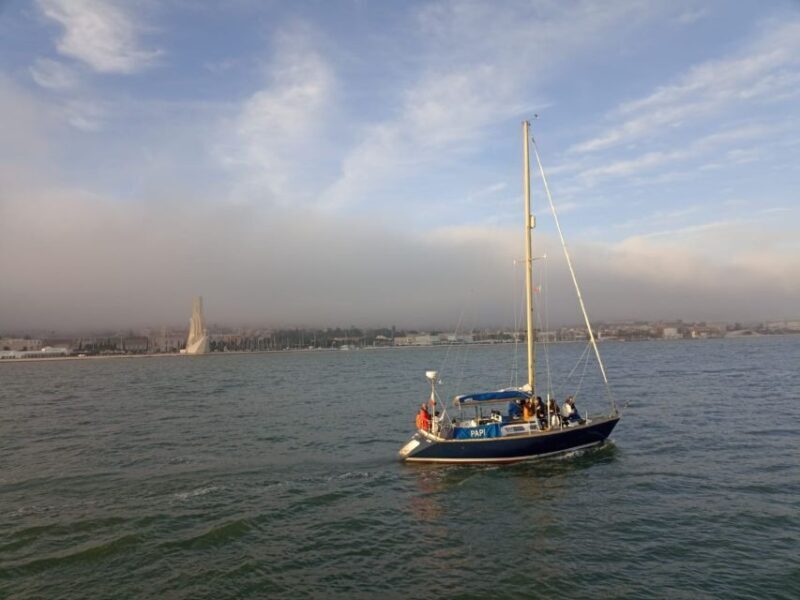 Lisbon: Private Sunset Sailboat Tour with Welcome Drink - An In-Depth Look at the Lisbon Sunset Sailboat Tour