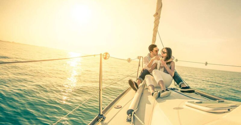 Lisbon: Private Sunset Sailing Tour with Champagne - FAQs