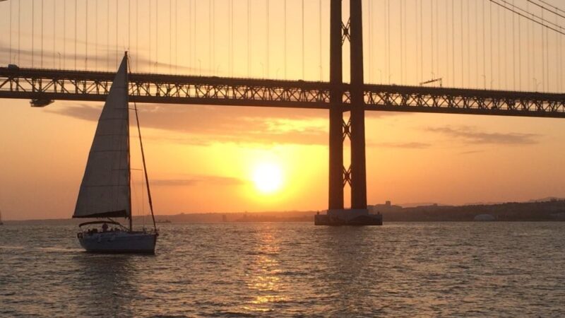 Lisbon: Private Tagus River Sunset Cruise on a Luxury Boat - FAQ