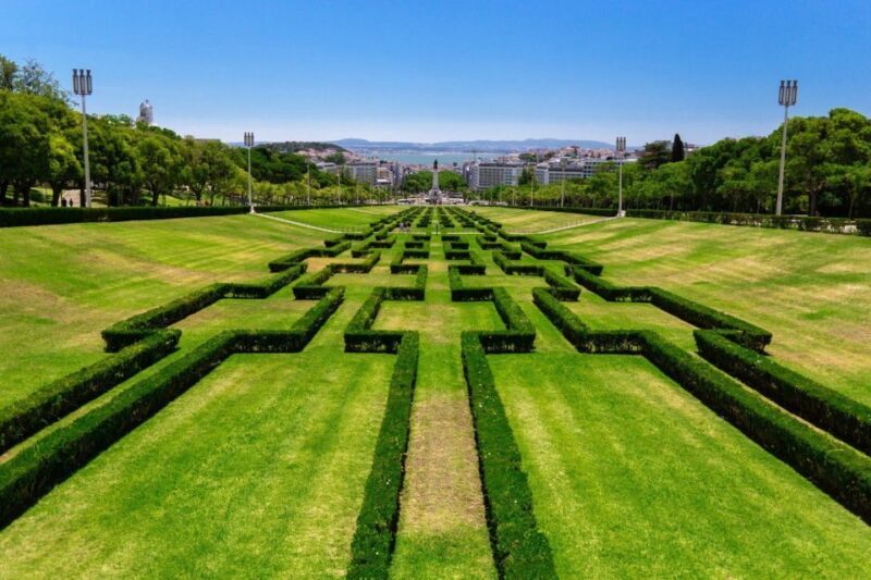 Lisbon: Private Tour to Evora with Private Transport & Guide - Why This Tour Is Worth It