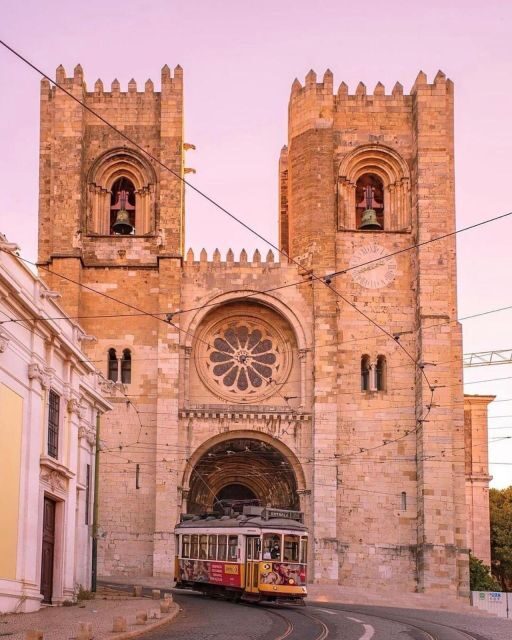 Lisbon: Private Tuk-Tuk City Tour - Practical Tips for Travelers
