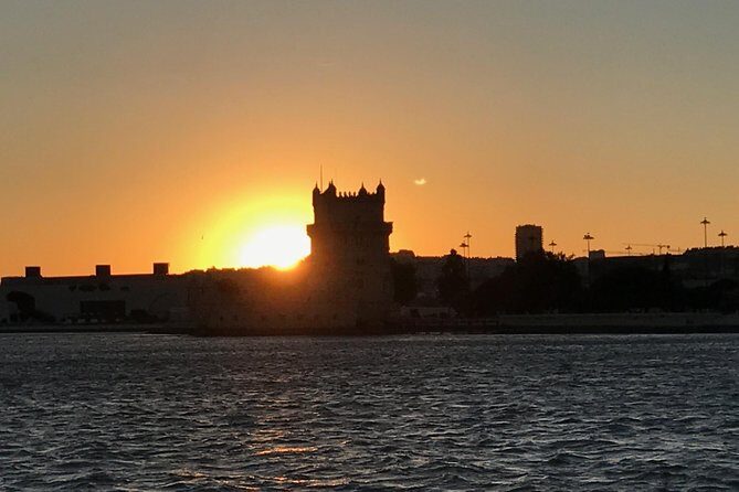 Lisbon River Sunset Sailing Cruise - Key Points