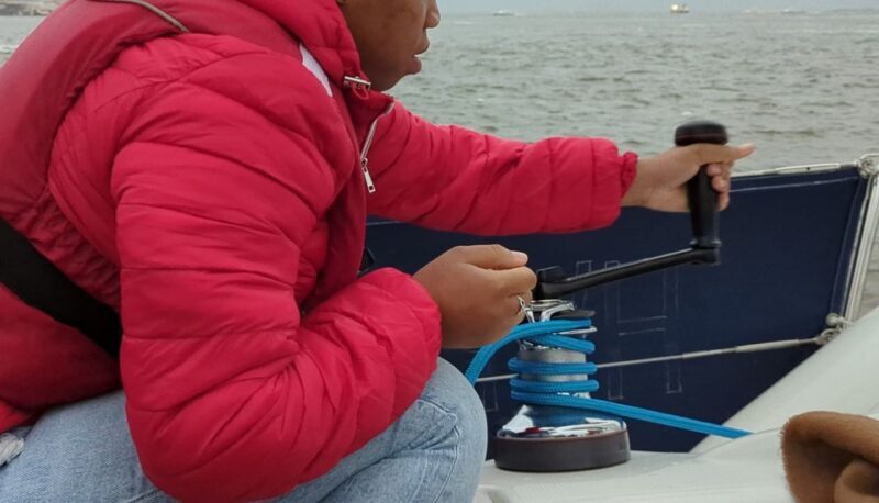 Lisbon: Sailing Initiation - 2 or 4 hours - Lisbon: Sailing Initiation - 2 or 4 hours