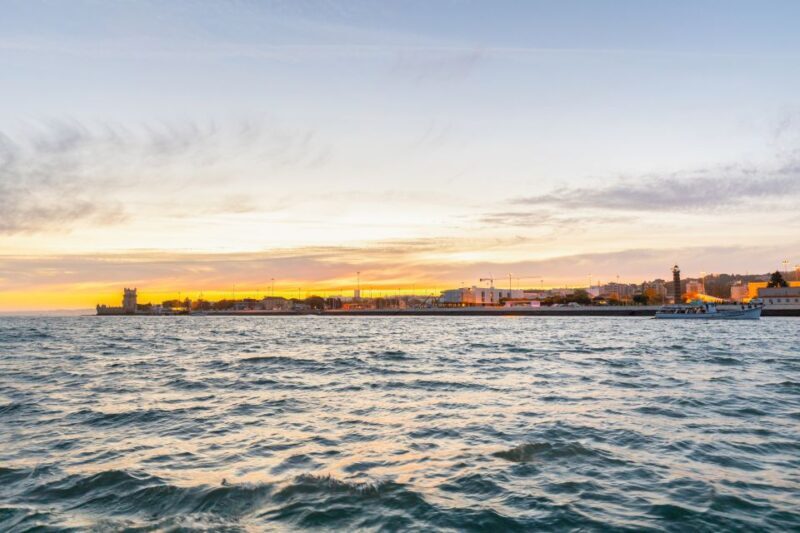 Lisbon: Sailing Tour on the Tagus River - Exploring the Lisbon Sailing Tour on the Tagus River