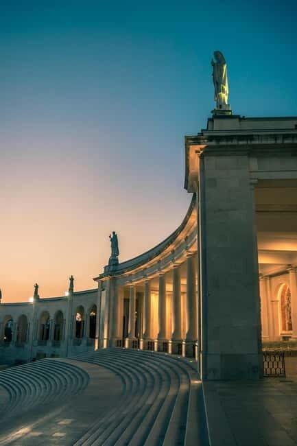 Lisbon: Sanctuary of Our Lady of Fátima Guided Tour - How the Experience Feels in Practice