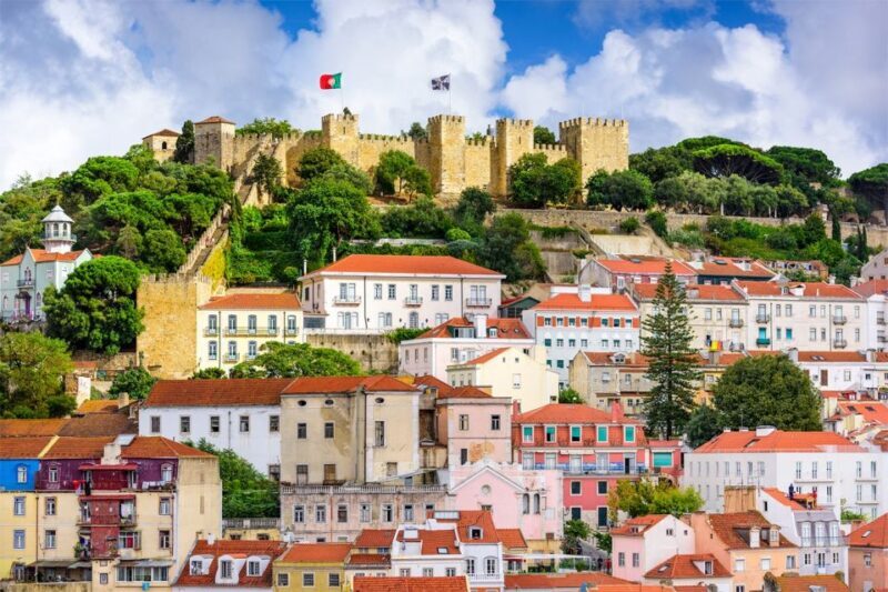 Lisbon: São Jorge Castle Skip-the-Line Ticket & Guided Tour - Discover Lisbon’s Iconic Fortress with a Guided Tour of São Jorge Castle
