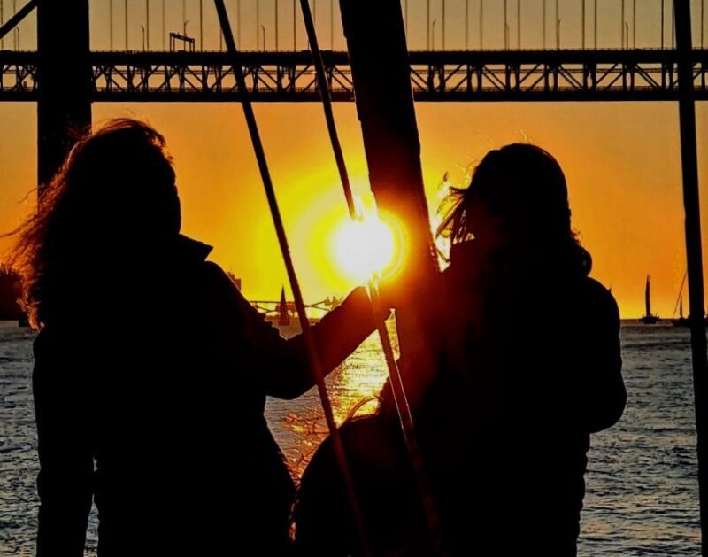 Lisbon: Scenic Day & Sunset Boat Tour with a Drink - Final Thoughts