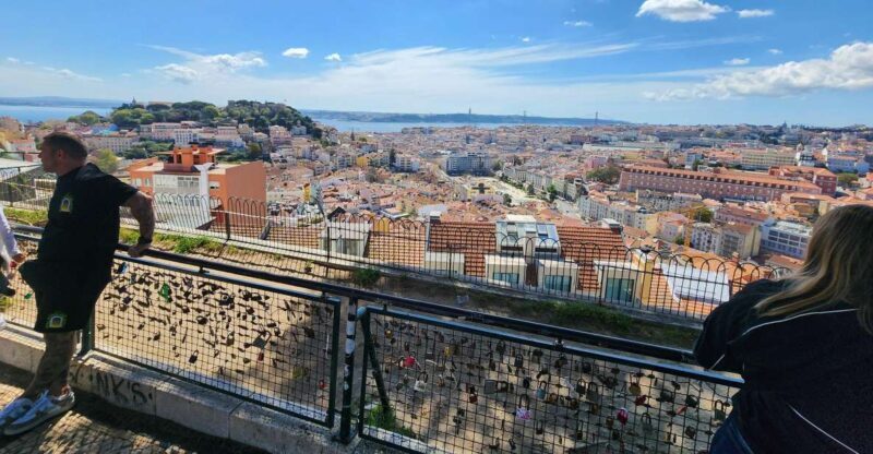 Lisbon - See the most important things in 8 hours. - Exploring Lisbon in 8 Hours: A Practical Guide
