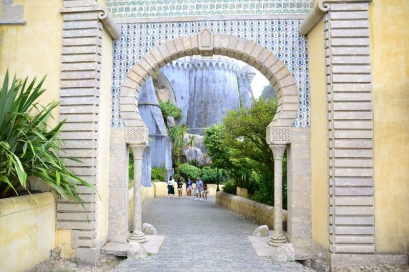 Lisbon: Sintra Cascais & Pena Palace Small Group Tour - Cascais: Charm and Relaxation