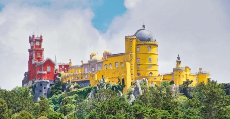 Lisbon: Sintra, Pena Palace, Quinta Regaleira, Cabo da Roca - Cascais and Boca do Inferno