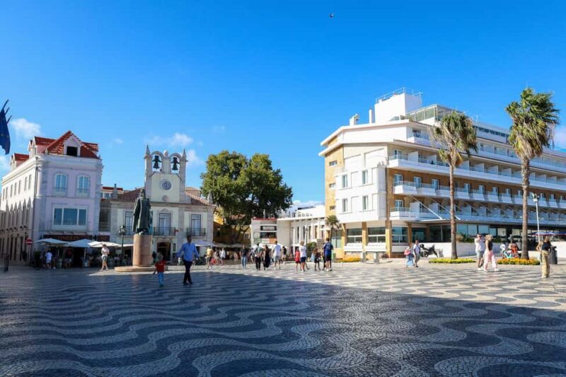 Lisbon: Sintra, Pena Palace & Wine Tasting Small-Group Tour - Authenticity and Local Touches
