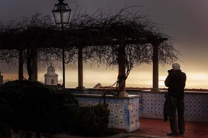 Lisbon: Street Photography Tour Sunrise or Sunset - Exploring Lisbon Through Your Lens: A Street Photography Tour at Sunrise or Sunset