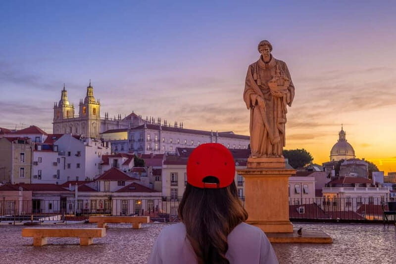 Lisbon: Sunrise Walking Tour Before the Crowds - A Day Break in Lisbon’s Quiet Side