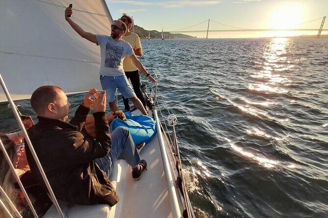 Lisbon: "Sunset" and "Day Tours" by boat, with drinks and Music. - FAQs