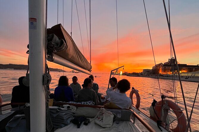 Lisbon Sunset Boat Cruise Tour With Drinks Included - FAQ