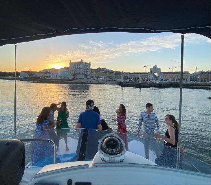 Lisbon: Sunset Boat Tour with Wine - Key Points