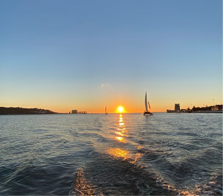 Lisbon: Sunset Boat Tour with Wine - A Deep Dive into the Lisbon Sunset Boat Tour