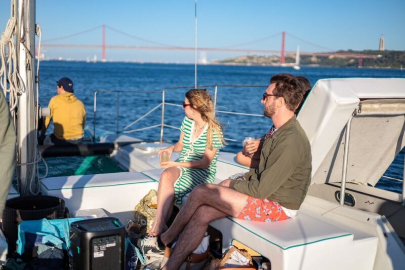 Lisbon: Sunset Catamaran Tour with Music and Drink - FAQ