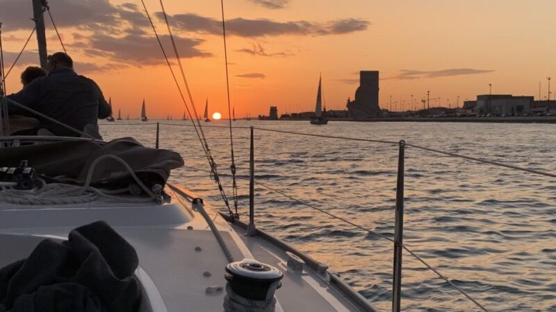 Lisbon: Sunset Cruise with Drinks and Snacks - Key Points