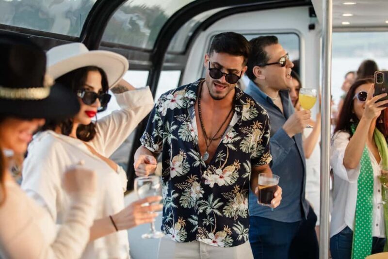 Lisbon: Sunset DJ Party  Sangria, Pizza & Open Bar - Authentic Feedback and Highlights