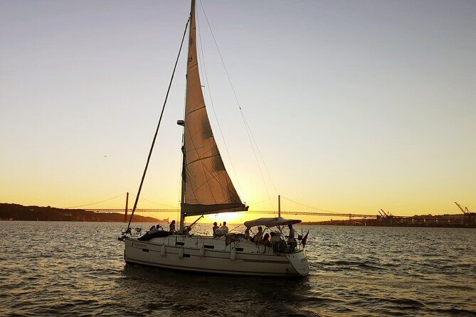 Lisbon Sunset Sailing Cruise with a Drink-2h Small Group Tour - FAQ