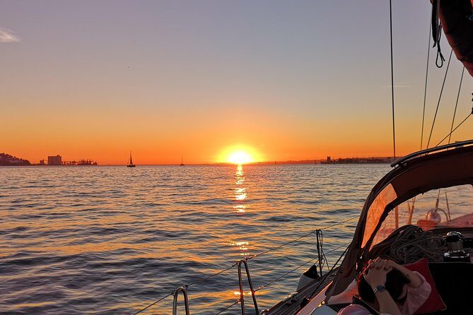 Lisbon Sunset Sailing Tour on Luxury Sailing Yacht with 2 Drinks - Why This Experience Is Worth Your Time