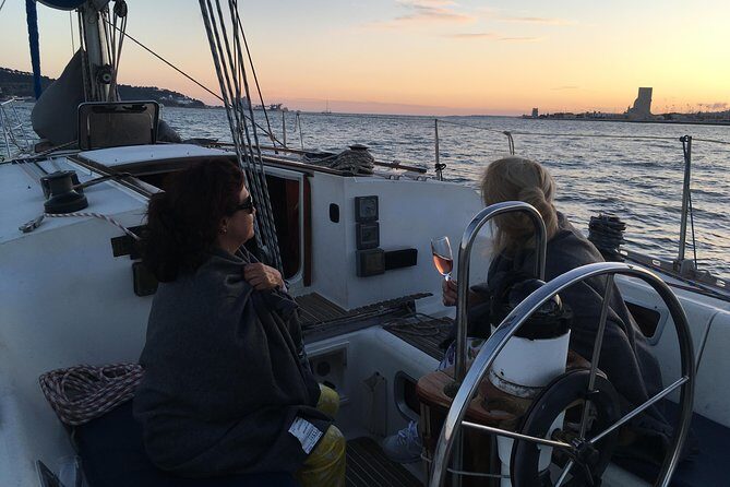 Lisbon Sunset Sailing Tour with White or Rosé Wine and Snacks - Final Thoughts