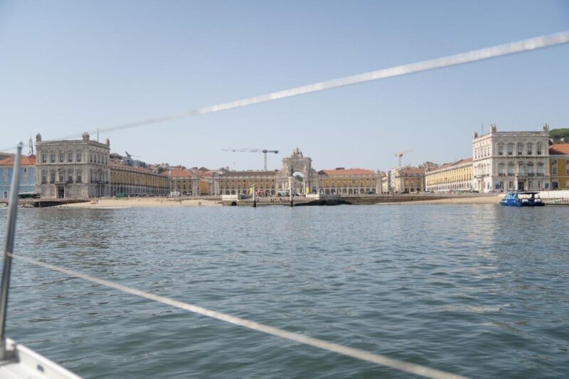Lisbon: Sunset Sailing with Portuguese Wine and History - Key Points