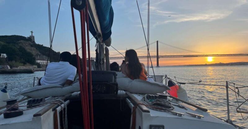 Lisbon Sunset Sensations 2h Cruise - Lisbon Sunset Sensations 2h Cruise: A Scenic Escape on the Tagus River