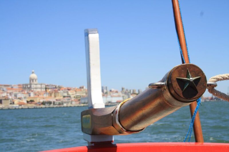 Lisbon: Tagus River Express Cruise in a Traditional Vessel - The Experience of the Guides
