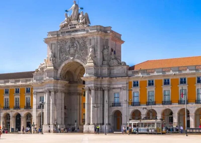 Lisbon Through the Eyes of a Local - Food and Walking Tour - A Detailed Look at the Lisbon Food and Walking Tour