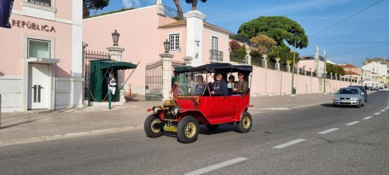 Lisbon: Tour on board a Classic Tuk - Key Points