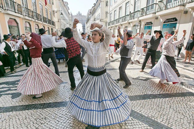 Lisbon Trendy Downtown - From Romantic Chic to Postmodern Glamour - Key Points