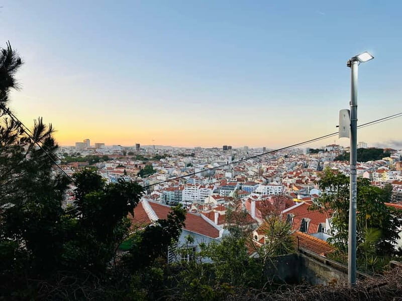 Lisbon Tuk Tuk Tour 1 Hour 30 Min - What Is Included and What to Expect