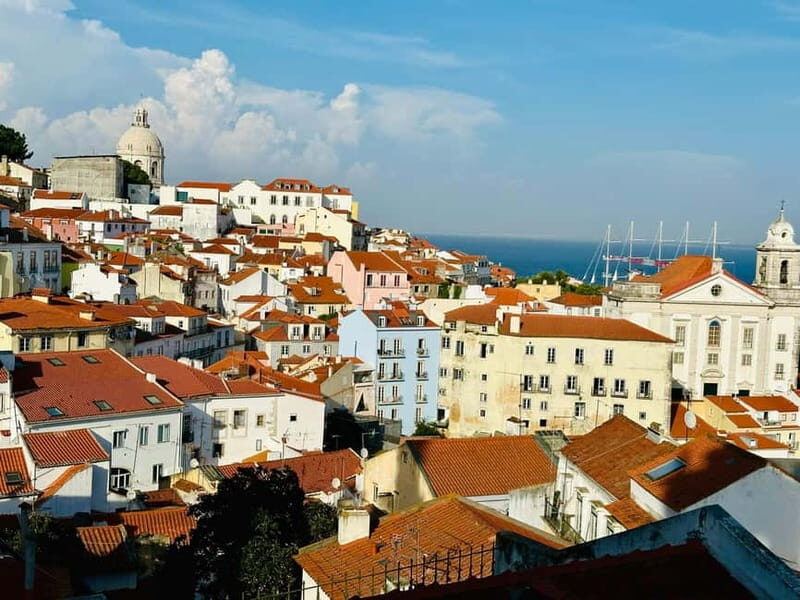Lisbon Tuk Tuk Tour 1 Hour 30 Min - Who Should Consider This Tour?