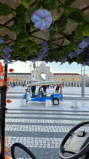 Lisbon Tuk Tuk Tour 1 Hour 30 Min - FAQs