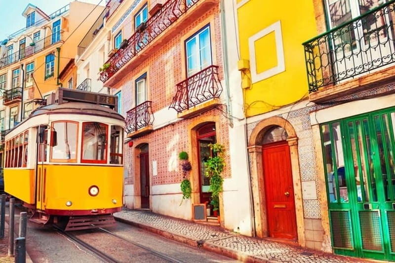 Lisbon: Tuk-Tuk Tour Historical Alfama old town private tour - What Makes This Tour Stand Out?