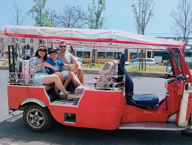 Lisbon: Tuk-Tuk Tour Historical Alfama old town private tour - FAQs About the Lisbon Tuk-Tuk Tour