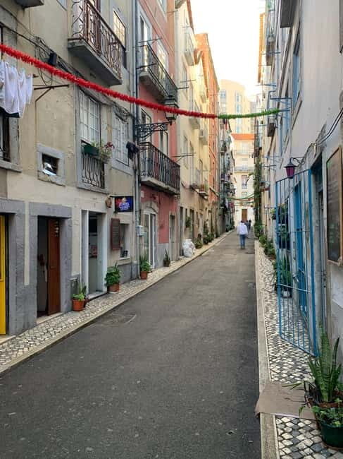 Lisbon TukTuk Tour - Smooth & Fun - Best Instagram Spots - The Sum Up: Who Is This Tour Perfect For?
