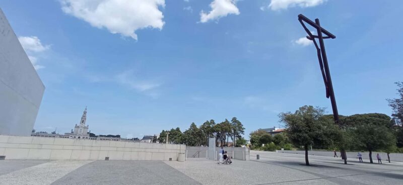 Lisbon - Visit Fátima, Batalha, Nazaré, and Óbidos - FAQ