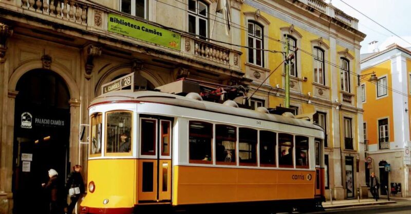 Lisbon: World Heritage Tour - Start with the essentials