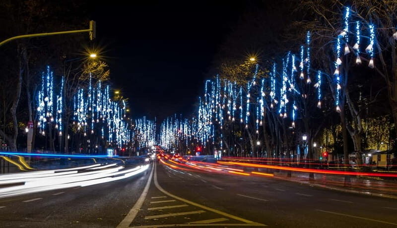 Lisbons Christmas Lights tour 2H - Key Points