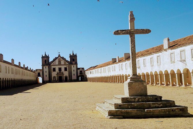 Lisbon´s South Sights & Wine Private Tour - FAQs