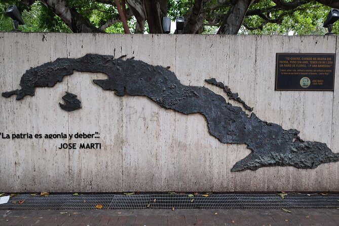 Little Havana Smartphone guided Audio App Solo Walking Tour - In-Depth Breakdown of the Itinerary